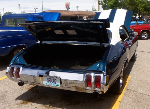 Oldsmobile 442